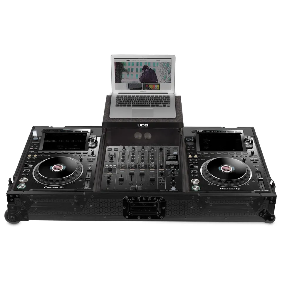 udg-ultimate-flight-case-set-pioneer-dj-cdj-3000-djm-900nxs2-schwarz-plus-mit-la image 1