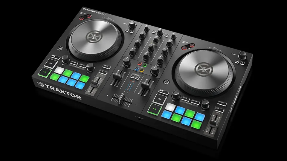 native-instruments-traktor-kontrol-s2-dj-controller image 1