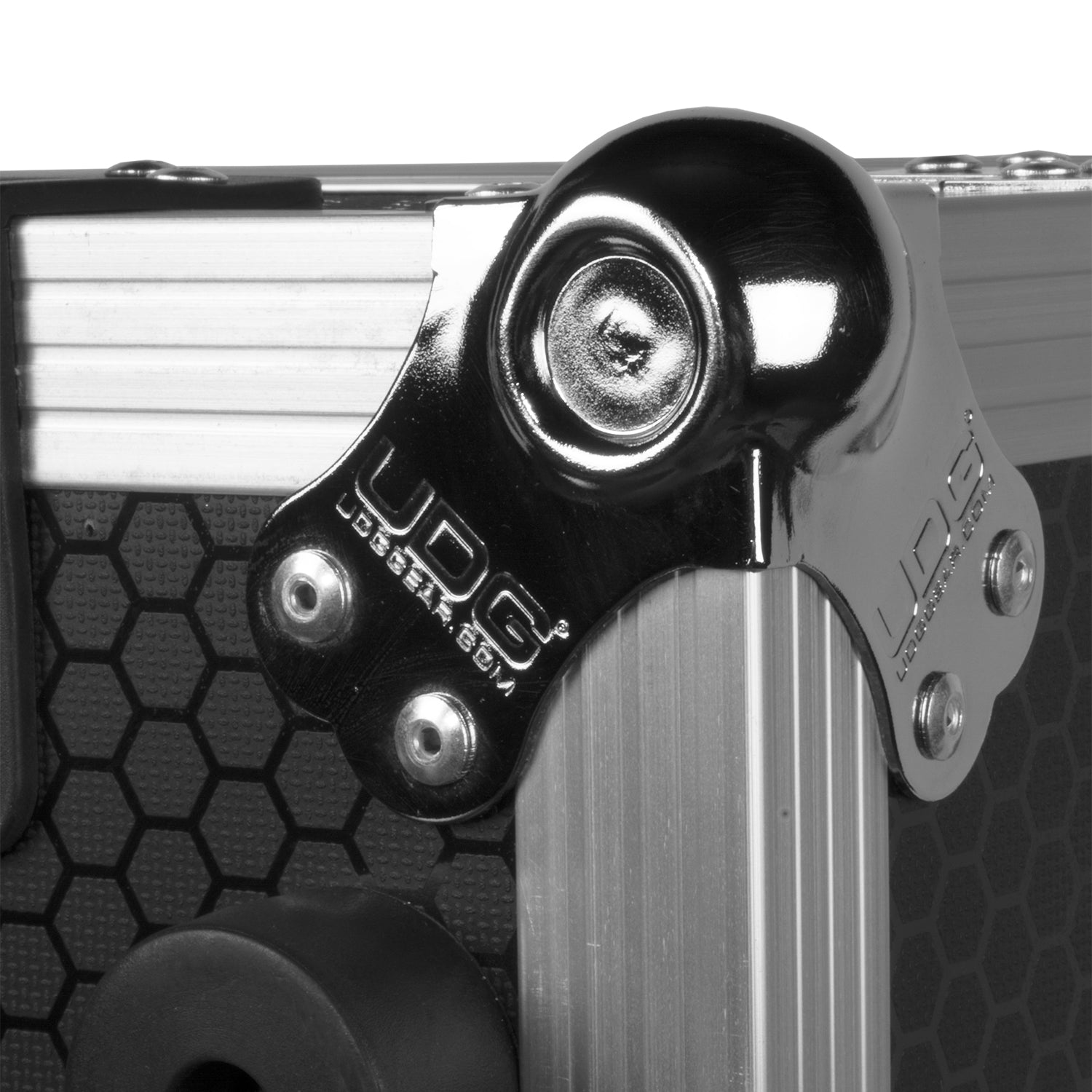 udg-ultimate-stapelbare-kugelecke-nieten-schwarz-mk2-f-r-flight-cases image 6
