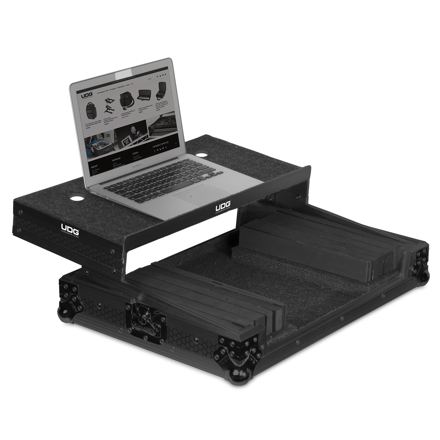udg-ultimate-flight-case-multi-format-xl-black-mk3-plus-laptop-shelf-dj-controll image 6