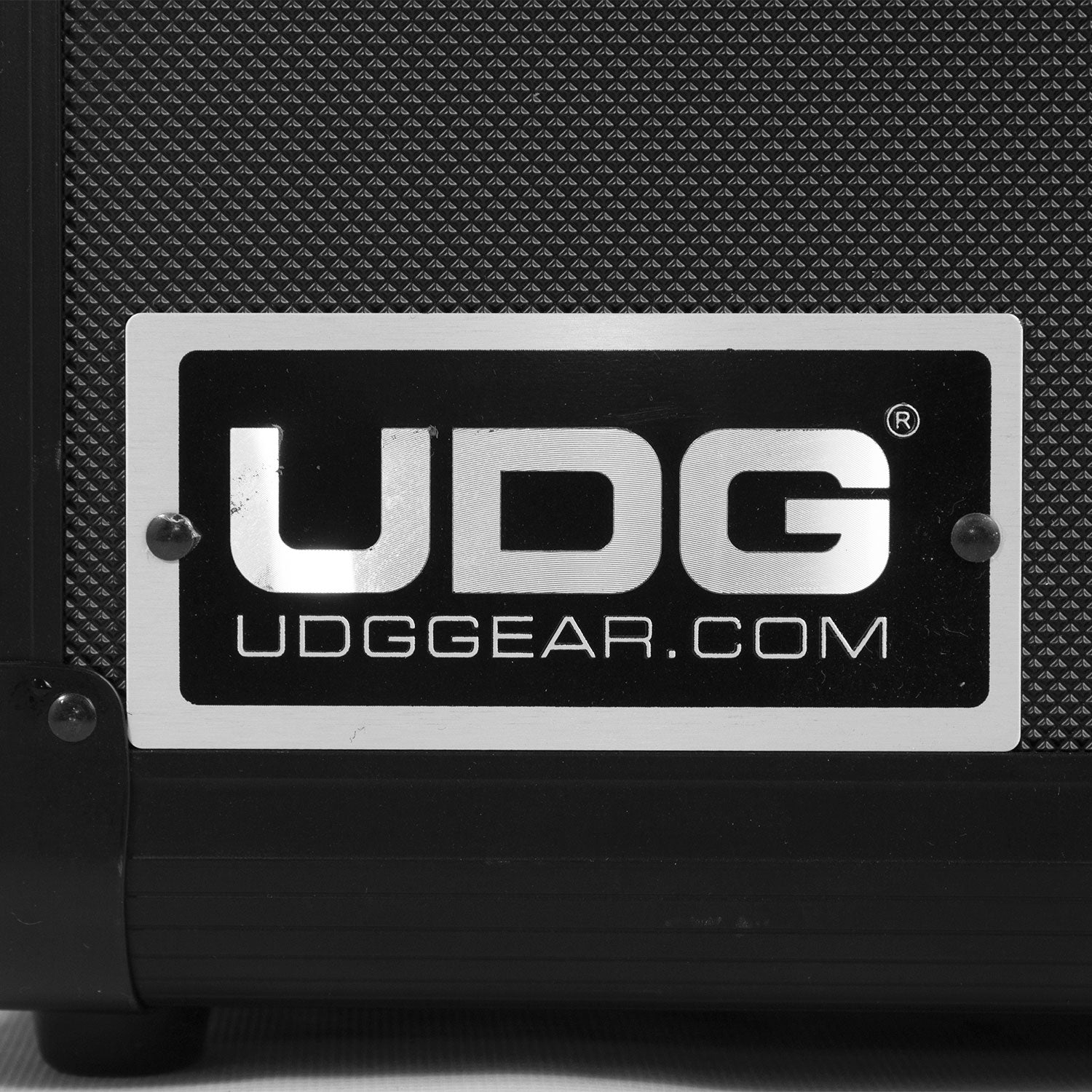 udg-ultimate-pick-foam-flightcase-f-r-alphatheta-ddj-grv6-black-outlet image 7
