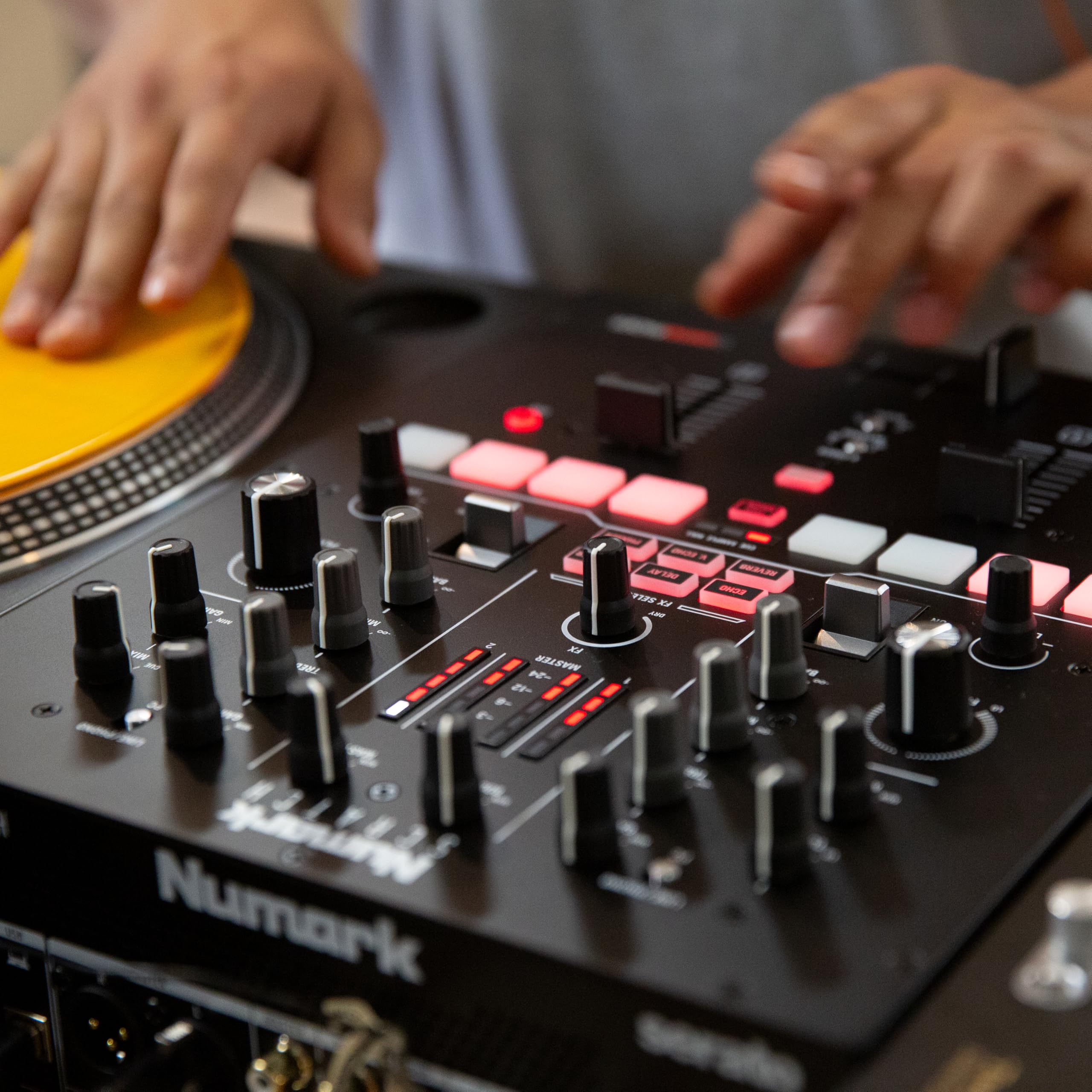 numark-scratch-2-kanal-dj-mixer-f-r-serato-dj-pro-mit-dvs image 3