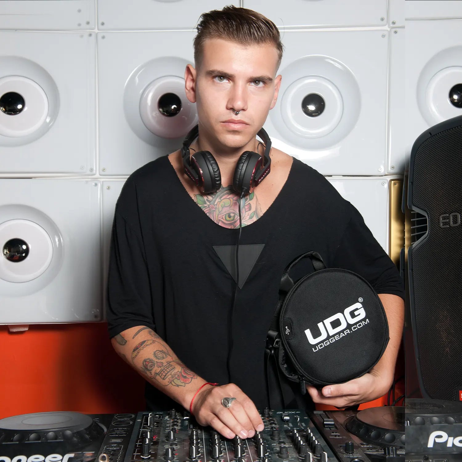 udg-ultimate-digi-headphone-bag-kopfh-rer-tragetasche image 4