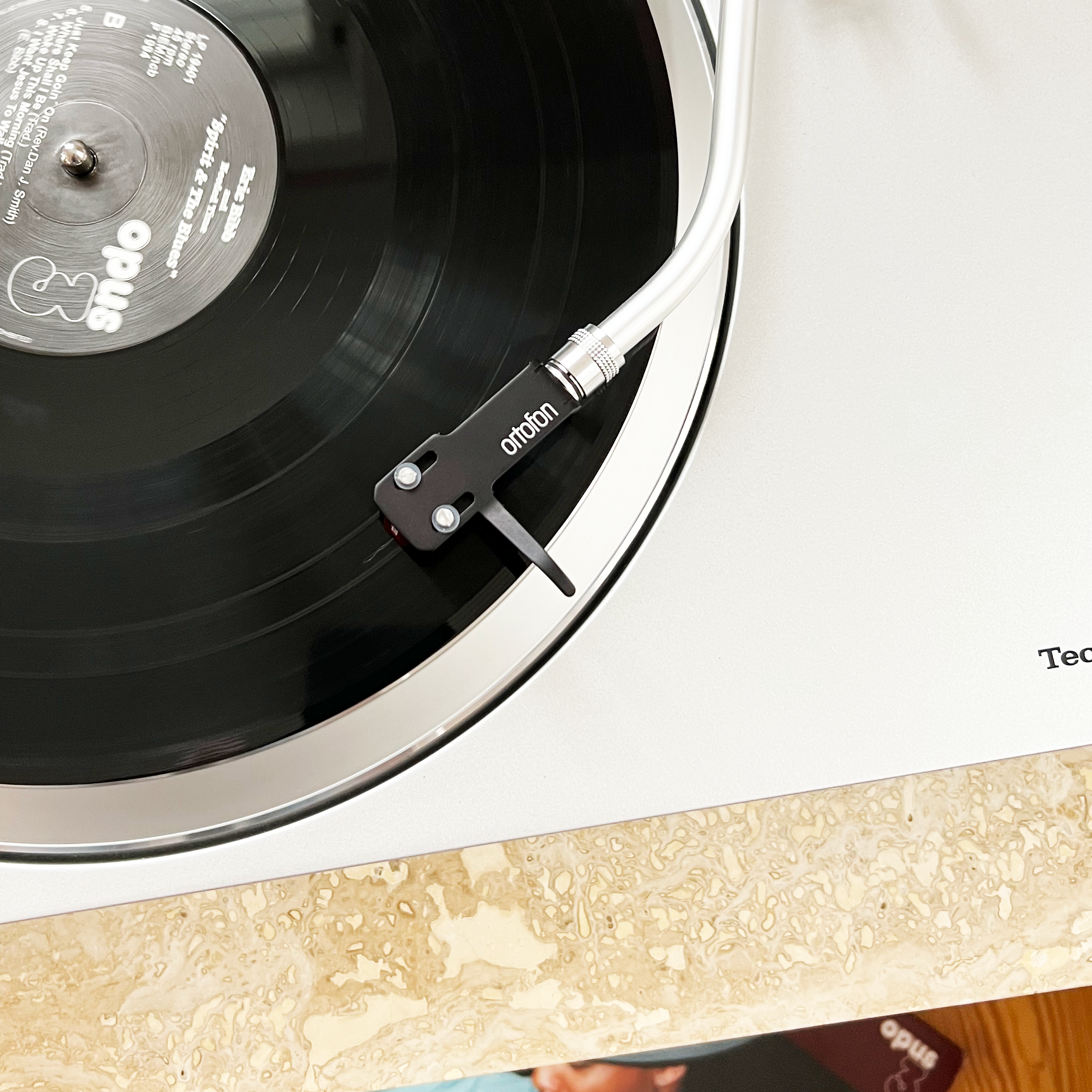ortofon-sh-4-black-headshell-f-r-s-tonarme image 2
