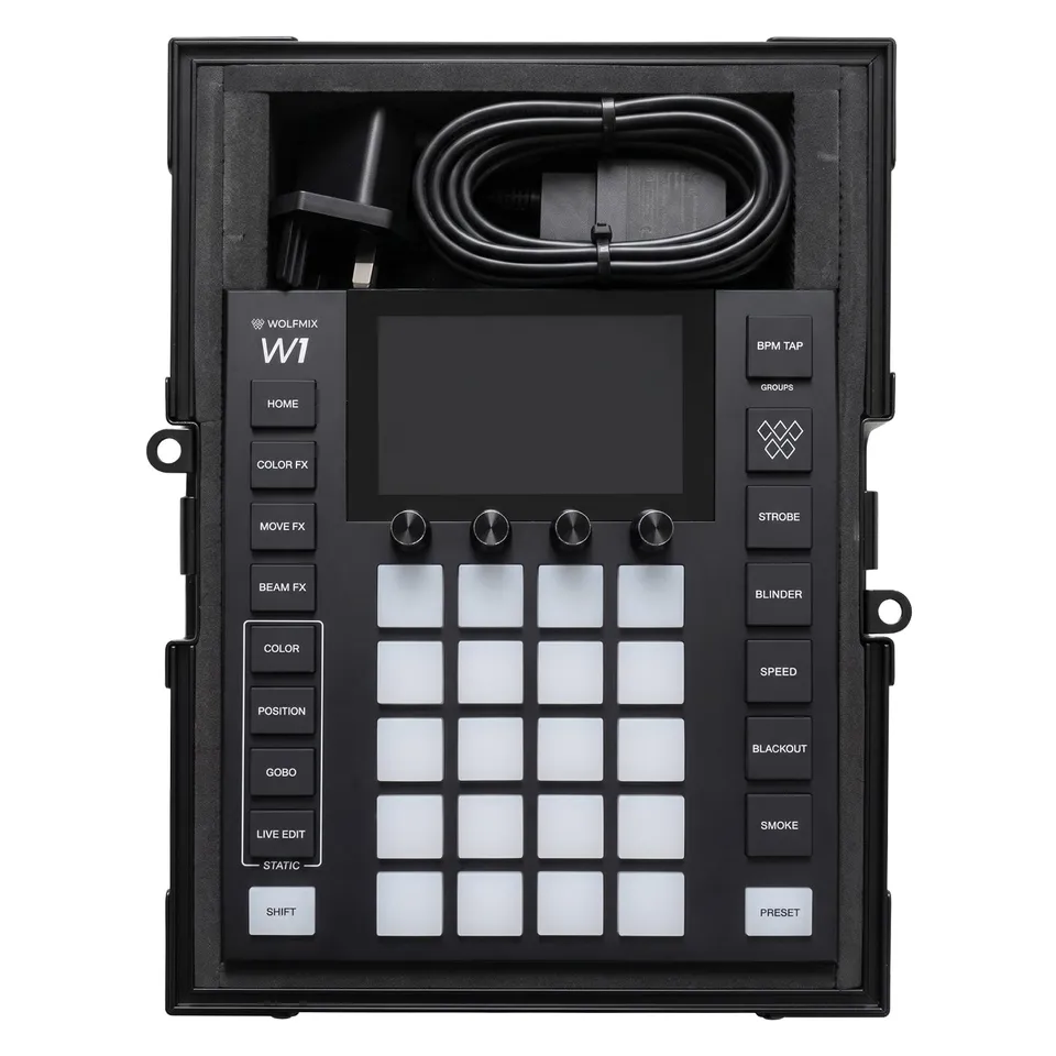 udg-ultimate-flight-case-wolfmix-w1-w1-mk2-w1-mk3-black image 1