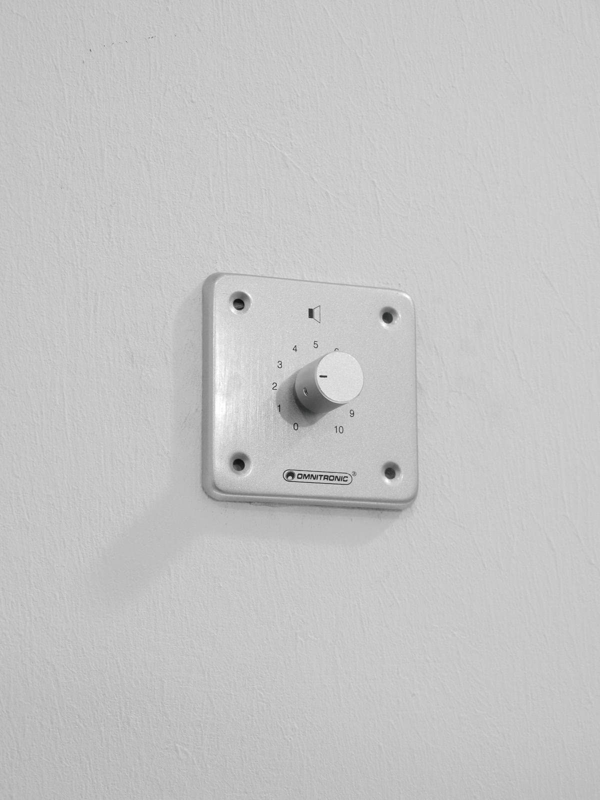 omnitronic-ela-ls-regler-10-w-mono-silber-einbau-lautst-rkesteller-mit-24-v-pfli image 5