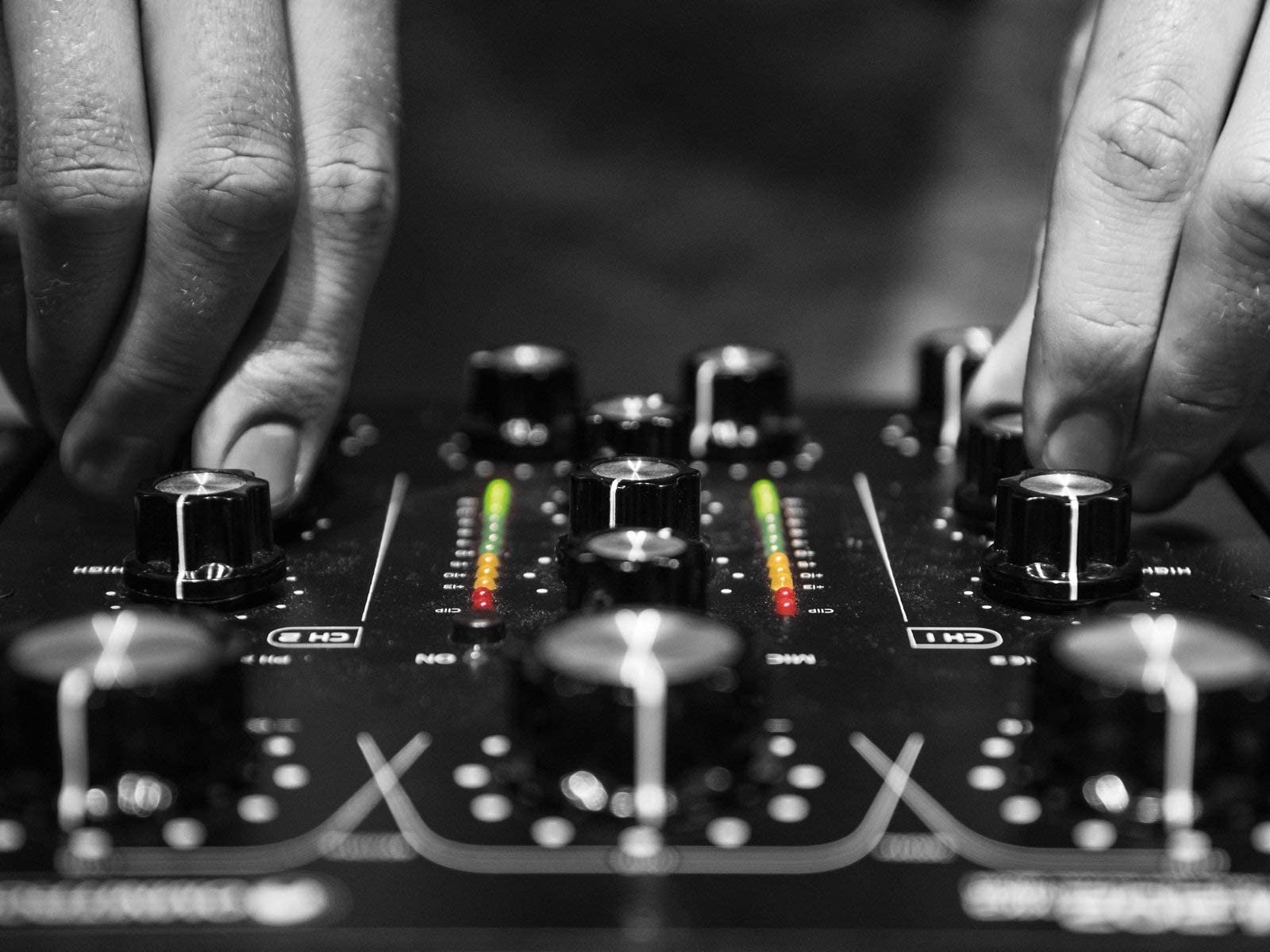 omnitronic-trm-202-mk3-2-kanal-rotary-dj-mixer image 8