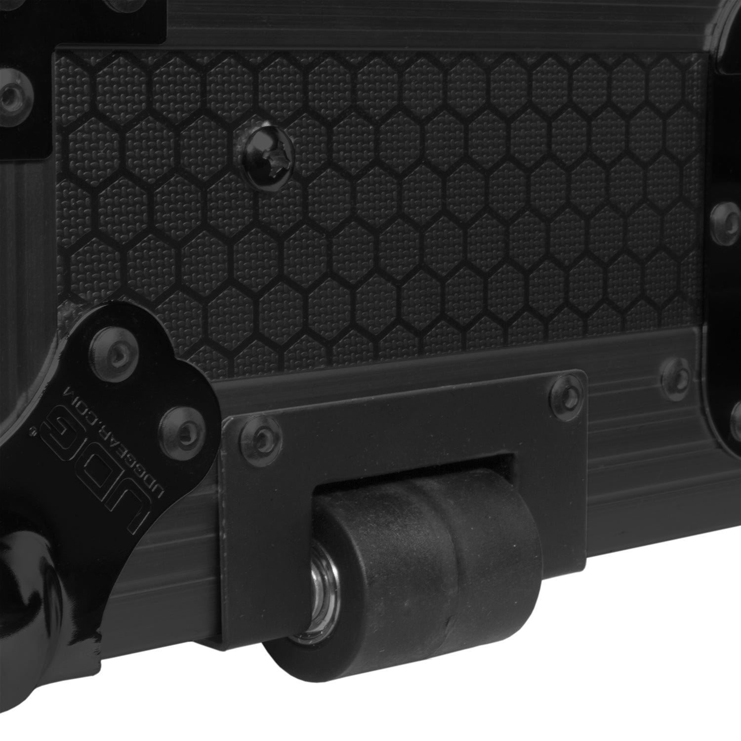 udg-ultimate-flight-case-pioneer-dj-opus-quad-black-plus-wheels-dj-controller-ca image 5