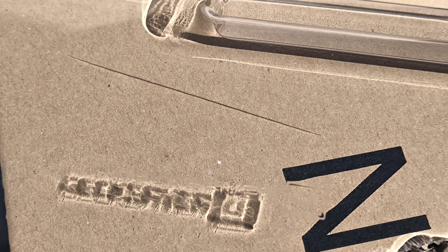 Sitzt wie angegossen auf der G915